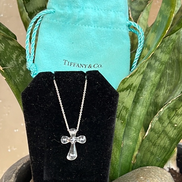 Tiffany Elsa Peretti cross necklace - Picture 13 of 14